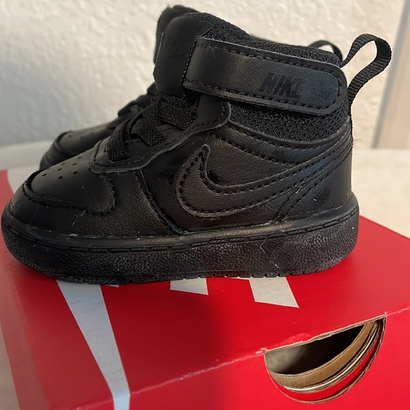 Baby size 3c Nike Court Borough Mid 2 black hi tops - Like new! - Picture 4 of 6